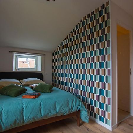 Emilie Une Nuit - 3 Chambres Au 2E Etage - Maison Avec Chats Vandieres  Bagian luar foto